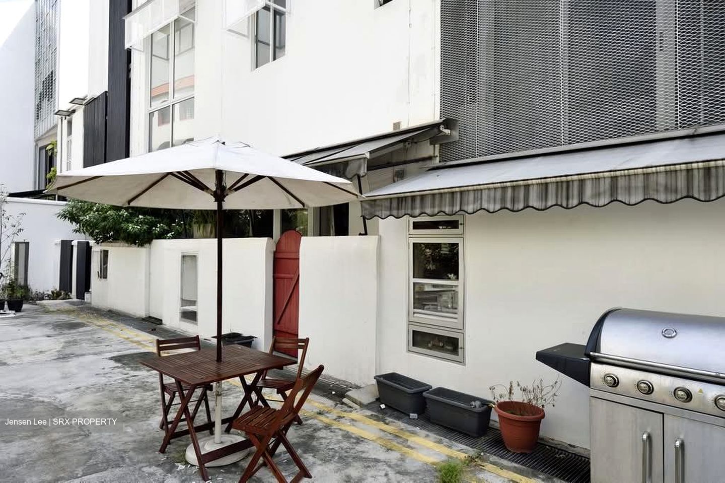 Lorong 24a Geylang (D14), Shop House #594623901